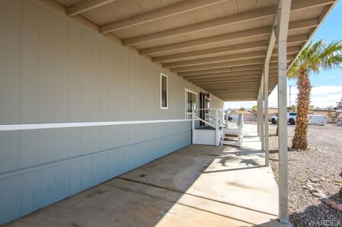 1460 Trane Rd, Bullhead City AZ  86442-5905 exterior