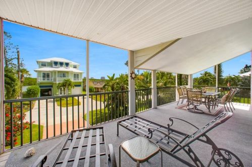 26427 Hickory Blvd, Bonita Springs FL 34134-8201 exterior