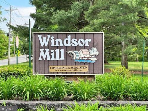832 Woodmill Dr, East Windsor, NJ 08512-2517