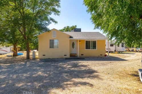 22909 Aloha Rd, Perris CA  92570-9693 exterior