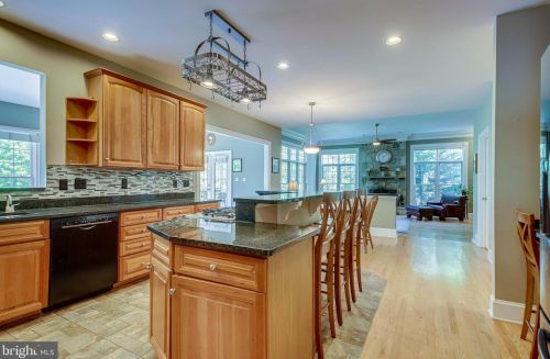 12664 Crabtree Falls Dr, Bristow VA  20136-2161 exterior