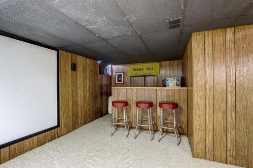 5006 Beloit Rd, Milwaukee WI 53214-5332 exterior