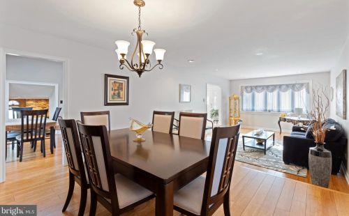 118 Ann Dr, Southampton PA 18954-1639 exterior