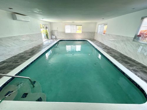 325 4 Ave, Dania Beach FL  33004-2723 exterior