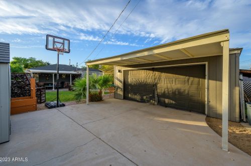 1809 17 Ave, Phoenix AZ 85027-5308 exterior