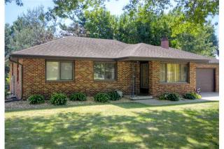 1505 5th Ave, Indianola, IA 50125-3012