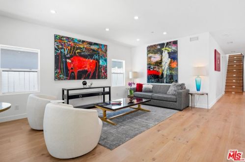 4552 Ethel Ave, North Hollywood CA  91605-4703 exterior