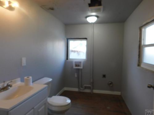 1208 Taylor Ave, Pueblo CO 81006-1043 exterior