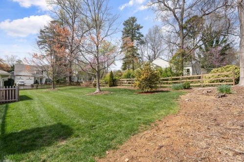 1518 Liberty Dr, Greensboro NC  27408-4928 exterior