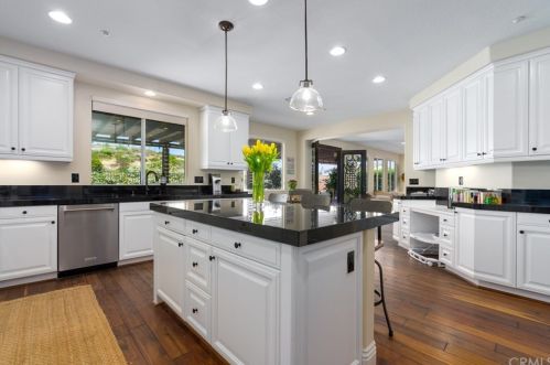2523 Skytop Ct, Orange CA  92867-6492 exterior
