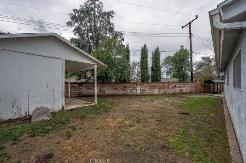 26607 Balerna Dr, Santa Clarita CA  91350-2305 exterior