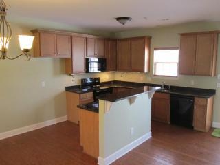 2426 Arden Village Dr, Columbia, TN 38401-6224