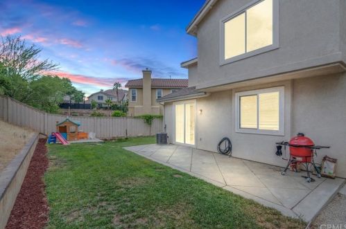 32466 Silver Crk, Lake Elsinore, CA 92532-2568