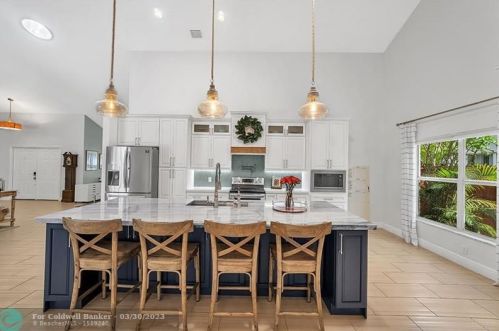 16340 11th St, Hollywood FL 33027-5115 exterior