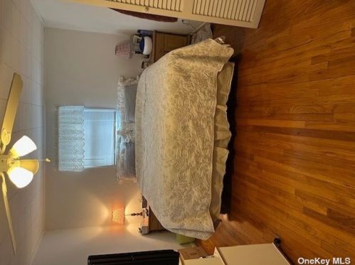 42 Ellen Pl, San Remo NY  11754-3606 exterior