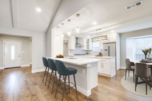 218 High Brk Dr, Richardson TX  75080-2032 exterior