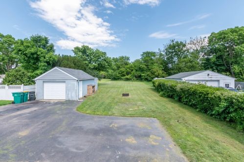68 Mill Rd, West Jefferson OH  43162-1524 exterior