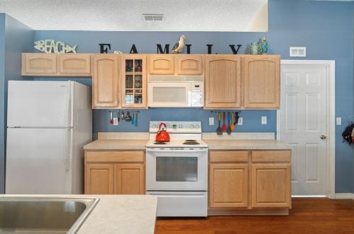 3251 Ambassador Ave, Brooksville FL  34609-3107 exterior