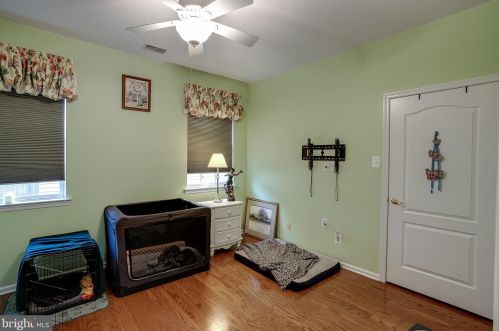 7 Osprey Ln, West Deptford NJ  08086-1809 exterior