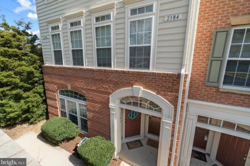 2386 Merseyside Dr, Woodbridge, VA 22191-6508