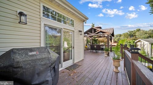 26 Pintinalli Dr, Trenton NJ  08619-1538 exterior