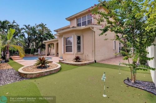 13451 21st St, Hollywood FL  33027-2671 exterior