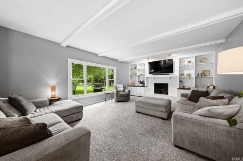 15722 Hunting Ridge Trl, Granger, IN 46530-9076