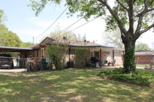 3520 Paint Trail Ct, Fort Worth, TX 76116-6854