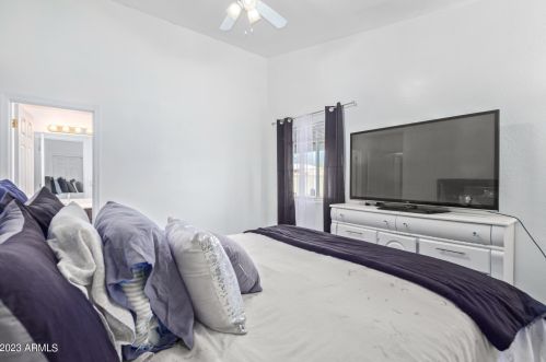 5 31 Ave, Phoenix AZ 85009-2449 exterior