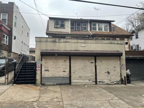 1881 Harrison Ave, Bronx, NY 10453-4530