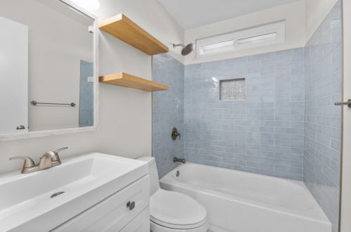 1455 Highridge Dr, Oceanside CA  92056-3050 exterior