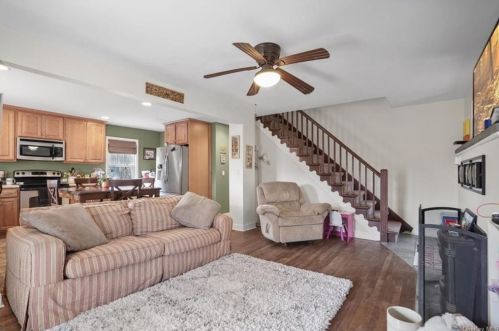 318 Noxon Rd, Poughkeepsie NY  12603-2904 exterior