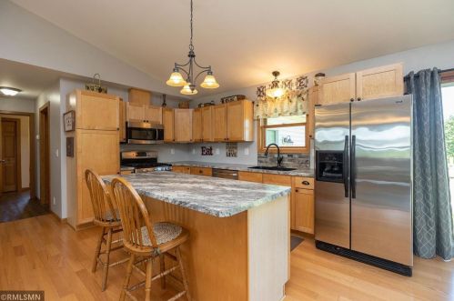 1748 30th Ave, Hammond WI  54015-5215 exterior