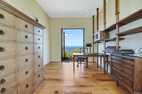 1128 Palos Verdes Dr, Palos Verdes Estates CA 90274-0015 exterior