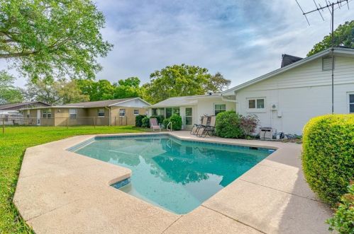34 Woodlake Dr, Daytona Beach FL  32129-4050 exterior