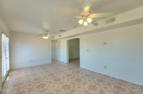 9922 88 Ave, Peoria AZ 85382-8632 exterior