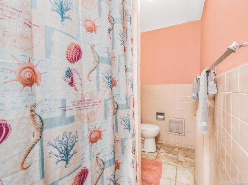 17 Ter Ave, Mount Vernon NY  10550-1814 exterior