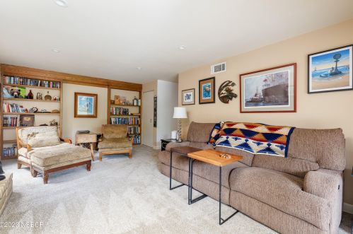 2123 Fallen Leaf Dr, Santa Maria CA  93455-5739 exterior