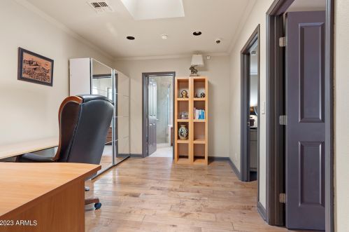 7039 Mcdonald Dr, Scottsdale AZ 85253-5406 exterior