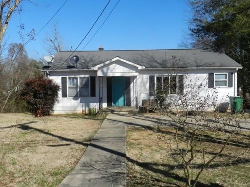 109 Walnut Gq St, Salisbury, NC 28146-6897