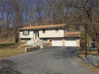 4506 Fourth Ter, Bangor, PA 18013-4638