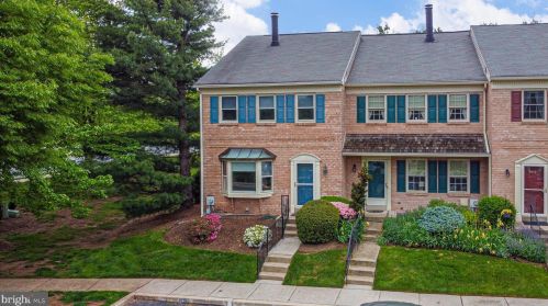 546 Hancock Ct, Collegeville, PA 19426-2243