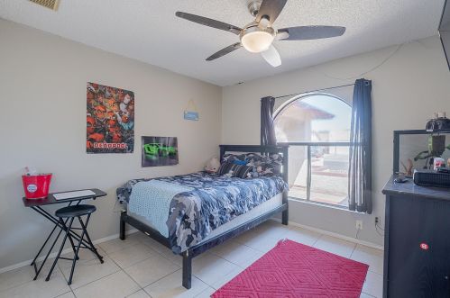 6319 Turquoise Ave, Glendale AZ 85302-1037 exterior