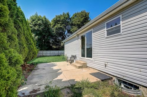 4609 74th Pl, Kenosha WI  53142-3711 exterior
