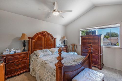 108 Duchess Ct, Windsor CA  95492-8043 exterior