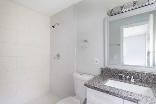 2555 Stratford Dr, Cocoa FL  32926-4318 exterior