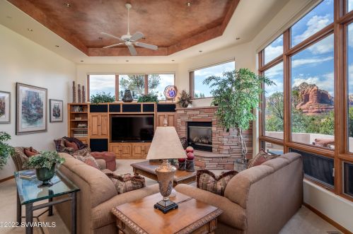 206 Calle Francesca, Sedona AZ 86336-4760 exterior