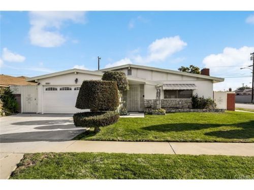 19326 Scobey Ave, Long Beach, CA 90746-2016