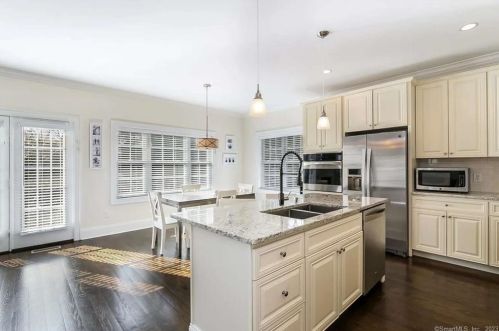 139 Pease Ave, Southport, CT 06890-1166