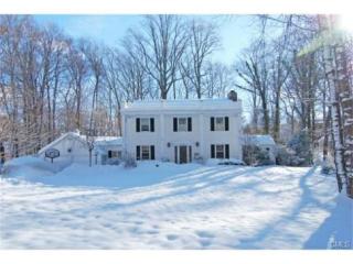 123 East Ln, Stamford, CT 06905-3949
